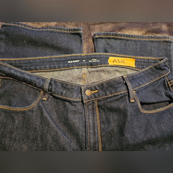 Old Navy Women's Dark Blue Boot Cut Jeans - Picture 3 of 5